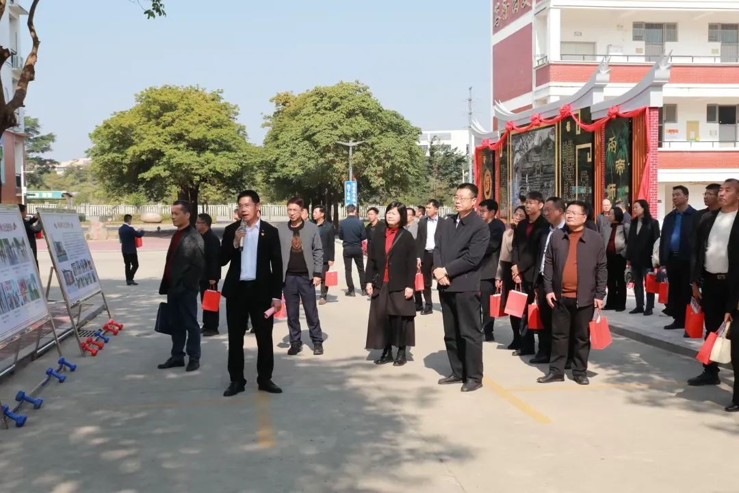 简篇-耕耘结硕果,奋进再扬帆
——大南坂学校年关喜报盘点 图片